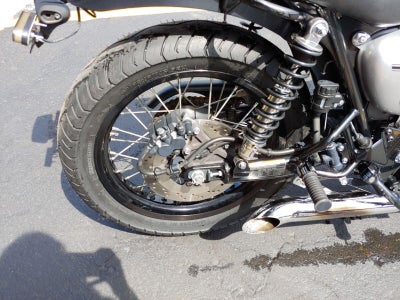 2019 KAWASAKI W800 Base