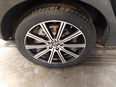 2015 Volvo XC60 T6 Platinum