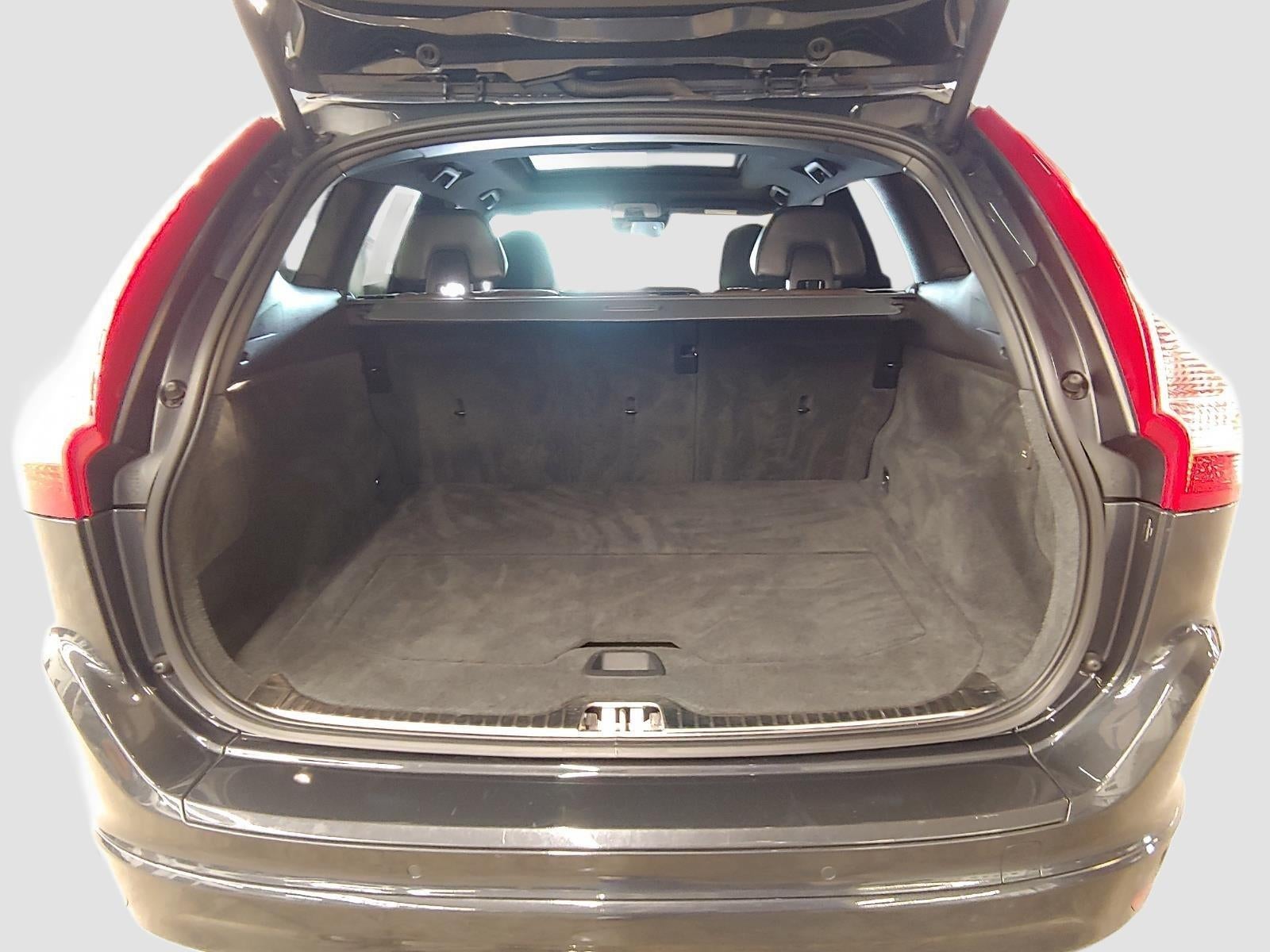 2015 Volvo XC60 T6 Platinum