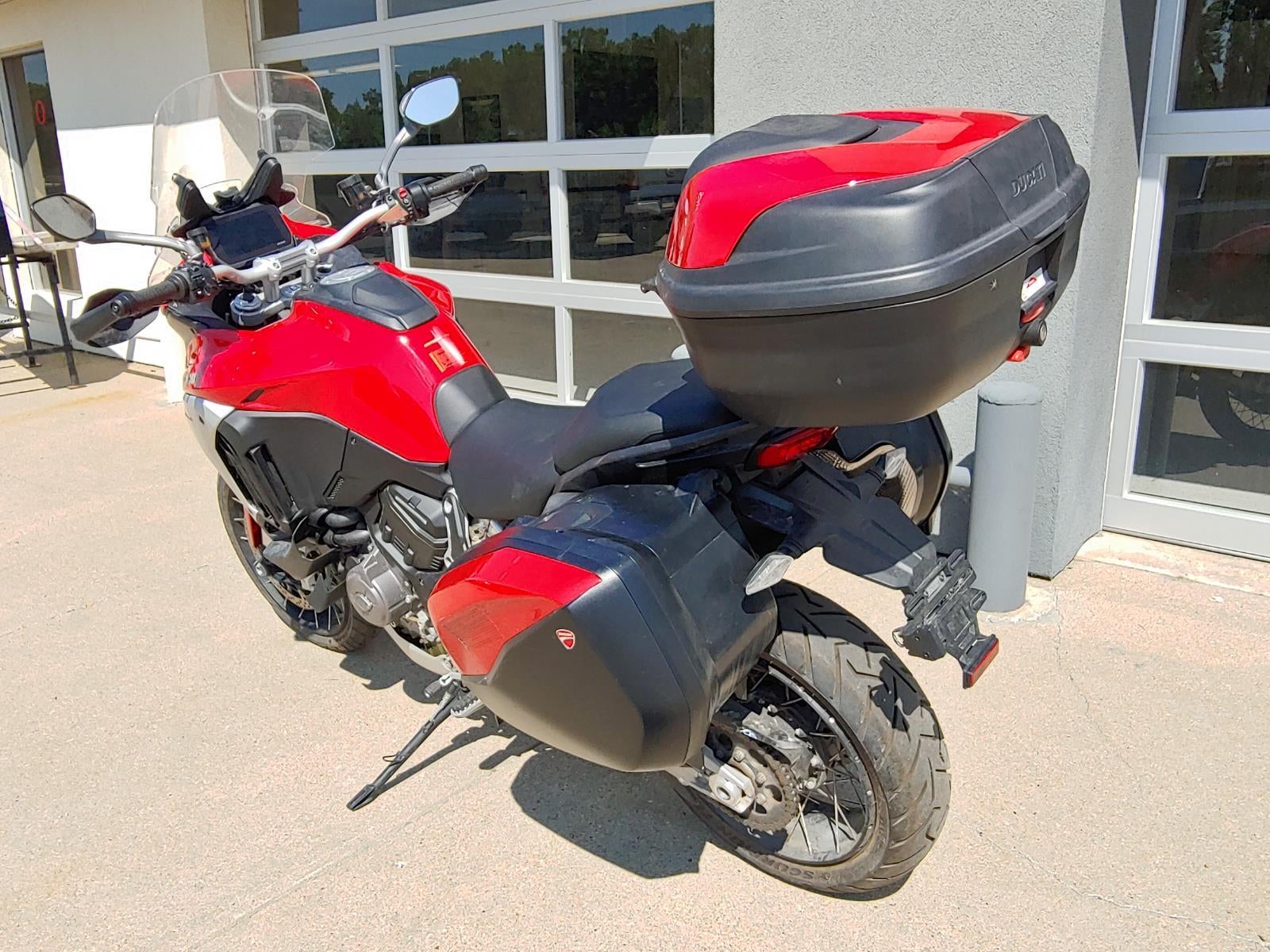 2022 DUCATI MULTISTRADA Base