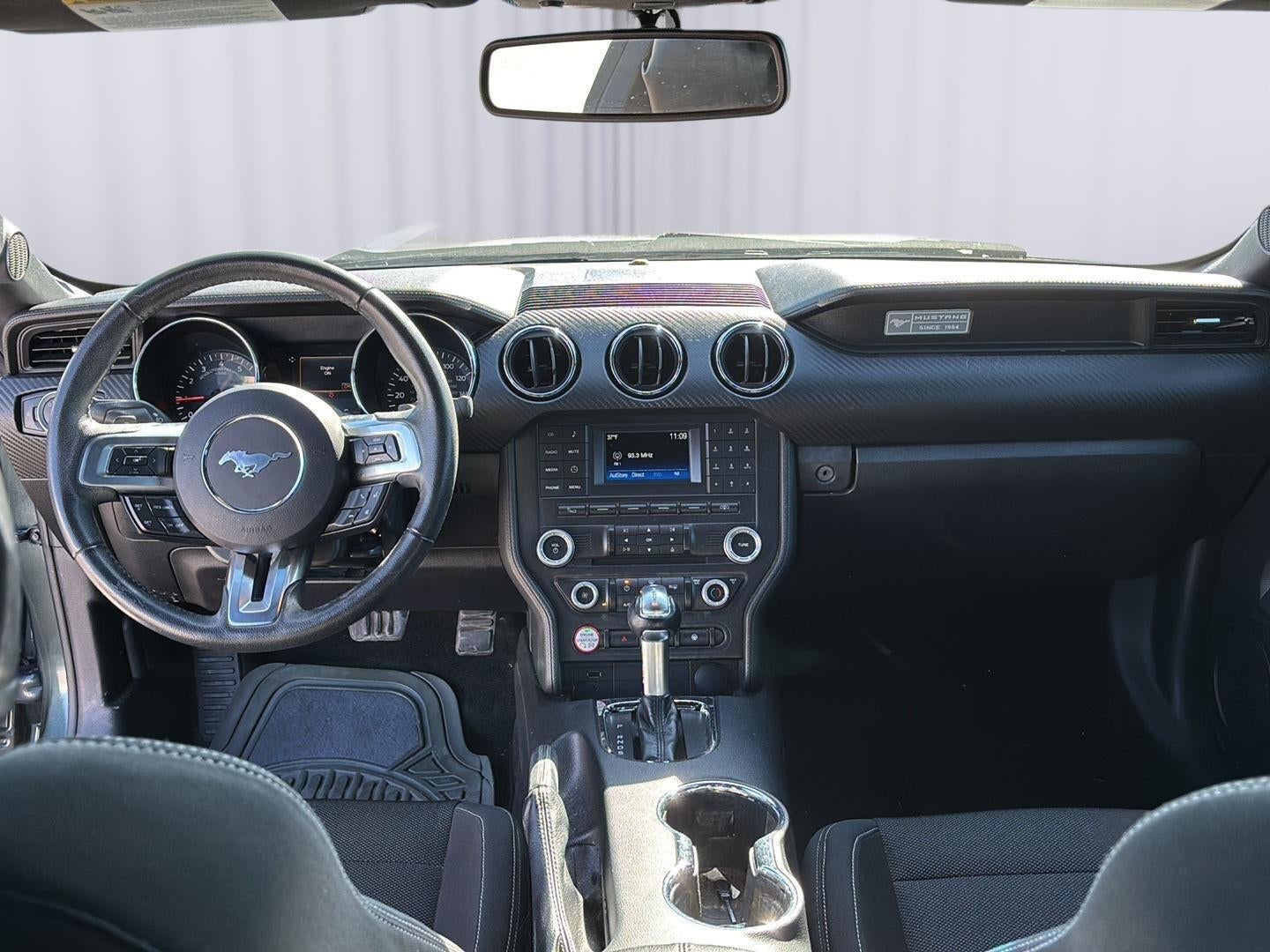 2015 Ford MUSTANG Base