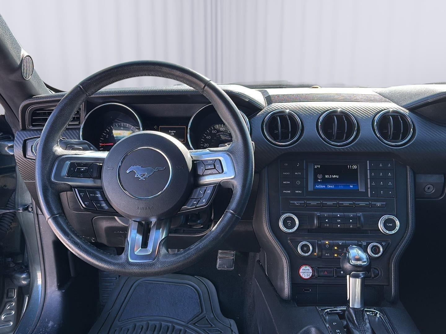 2015 Ford MUSTANG Base