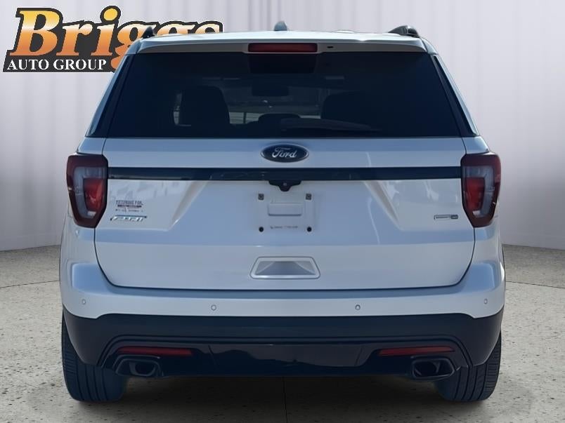2016 Ford EXPLORER Base