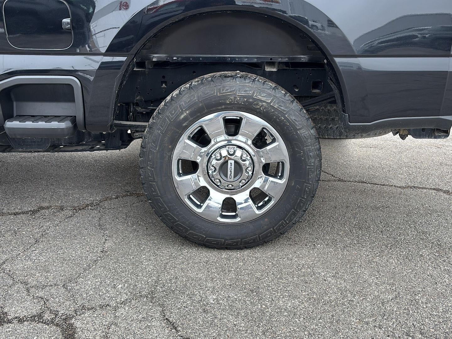 2023 Ford Super Duty F-250 SRW LARIAT