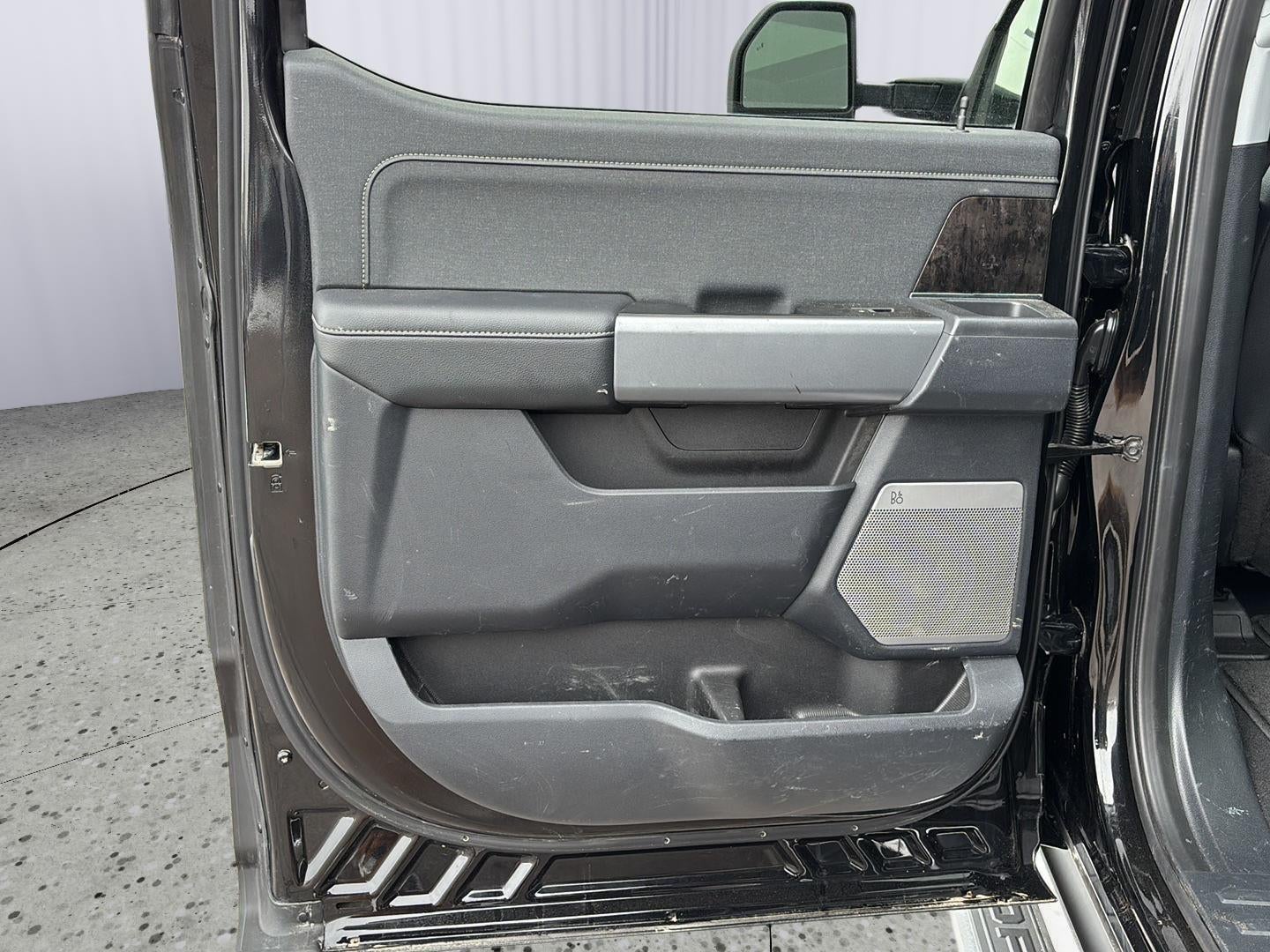 2023 Ford Super Duty F-250 SRW LARIAT