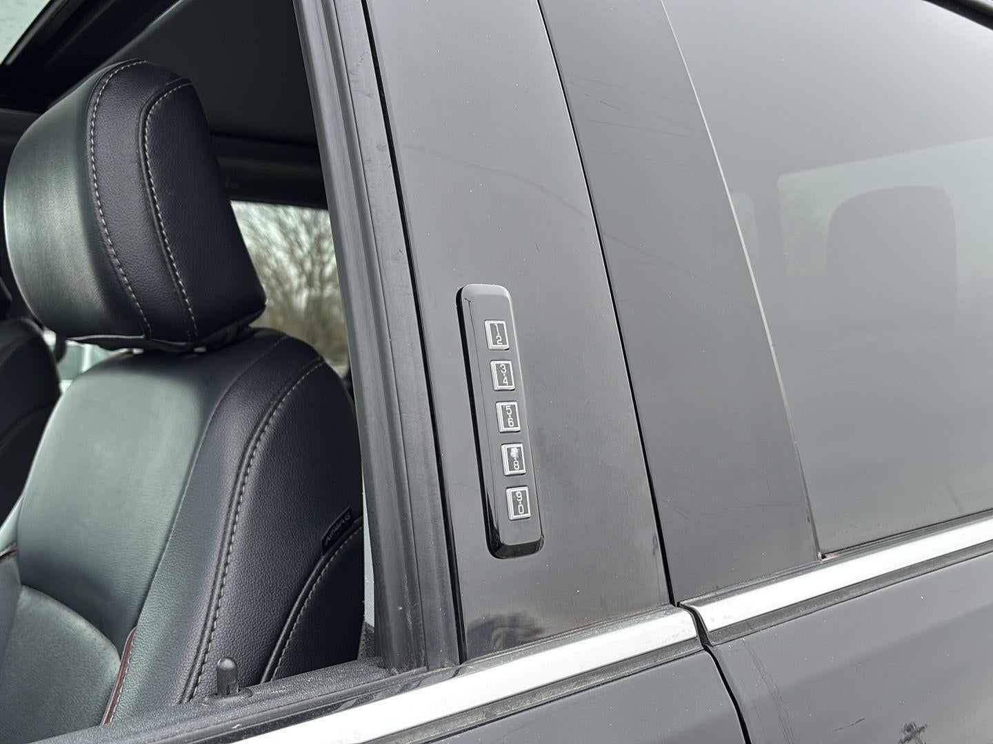 2023 Ford Super Duty F-250 SRW LARIAT