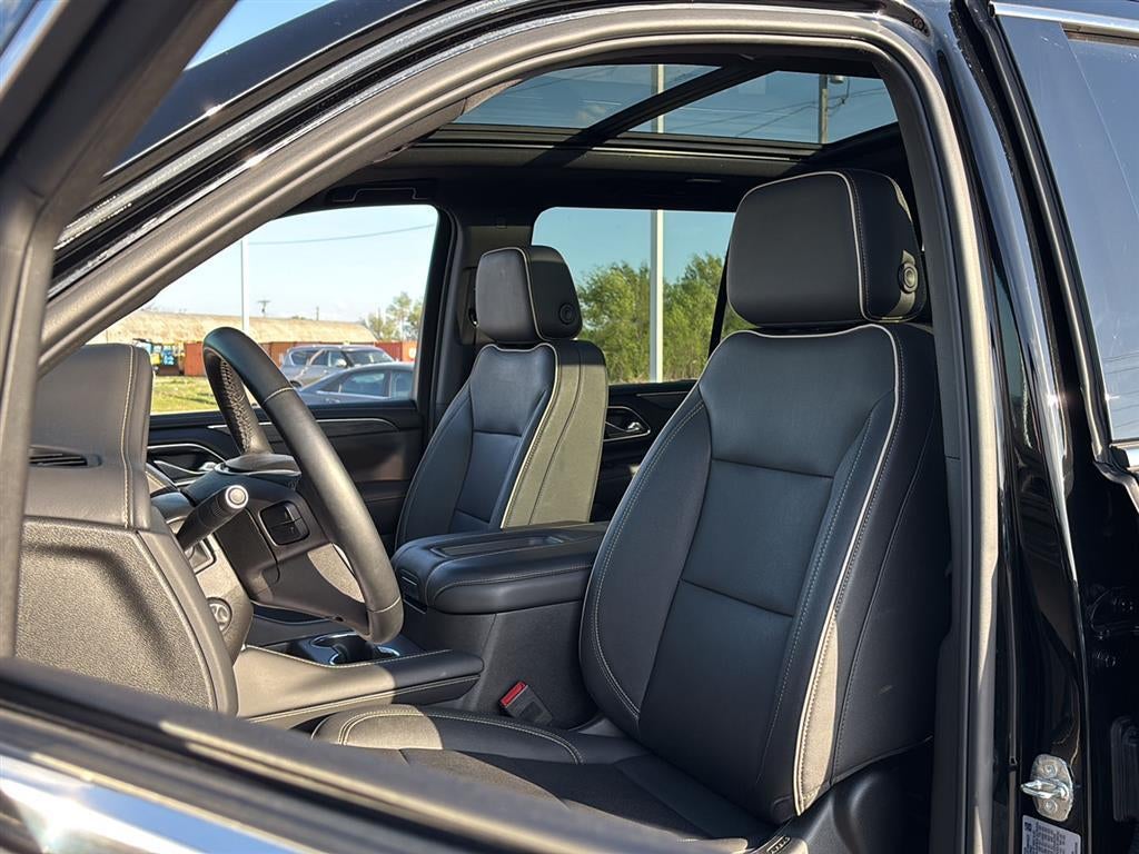 2023 GMC Yukon SLT