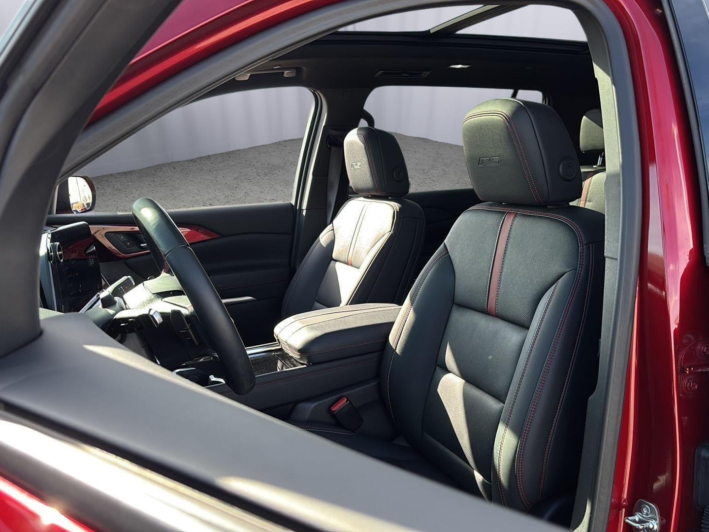 2024 Chevrolet TRAVERSE Base