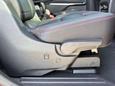 2024 Chevrolet TRAVERSE Base