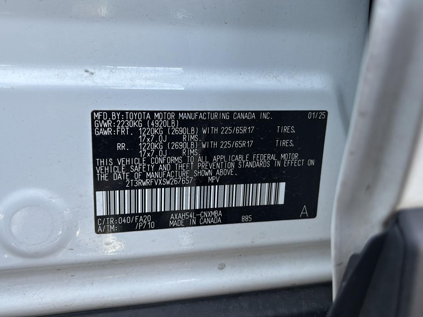 2025 Toyota RAV4 Hybrid XLE