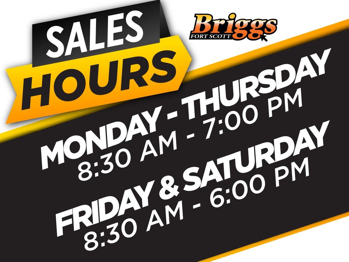 2022 Nissan Kicks SR