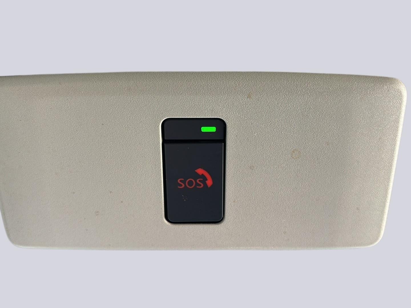 2022 Nissan Kicks SR