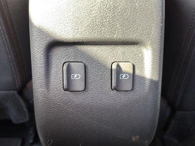 2022 Nissan Kicks SR