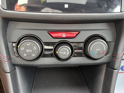 2017 Subaru IMPREZA Base