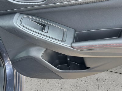 2017 Subaru IMPREZA Base