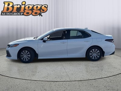 2022 Toyota CAMRY HYBRID LE