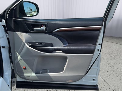 2016 Toyota Highlander Limited