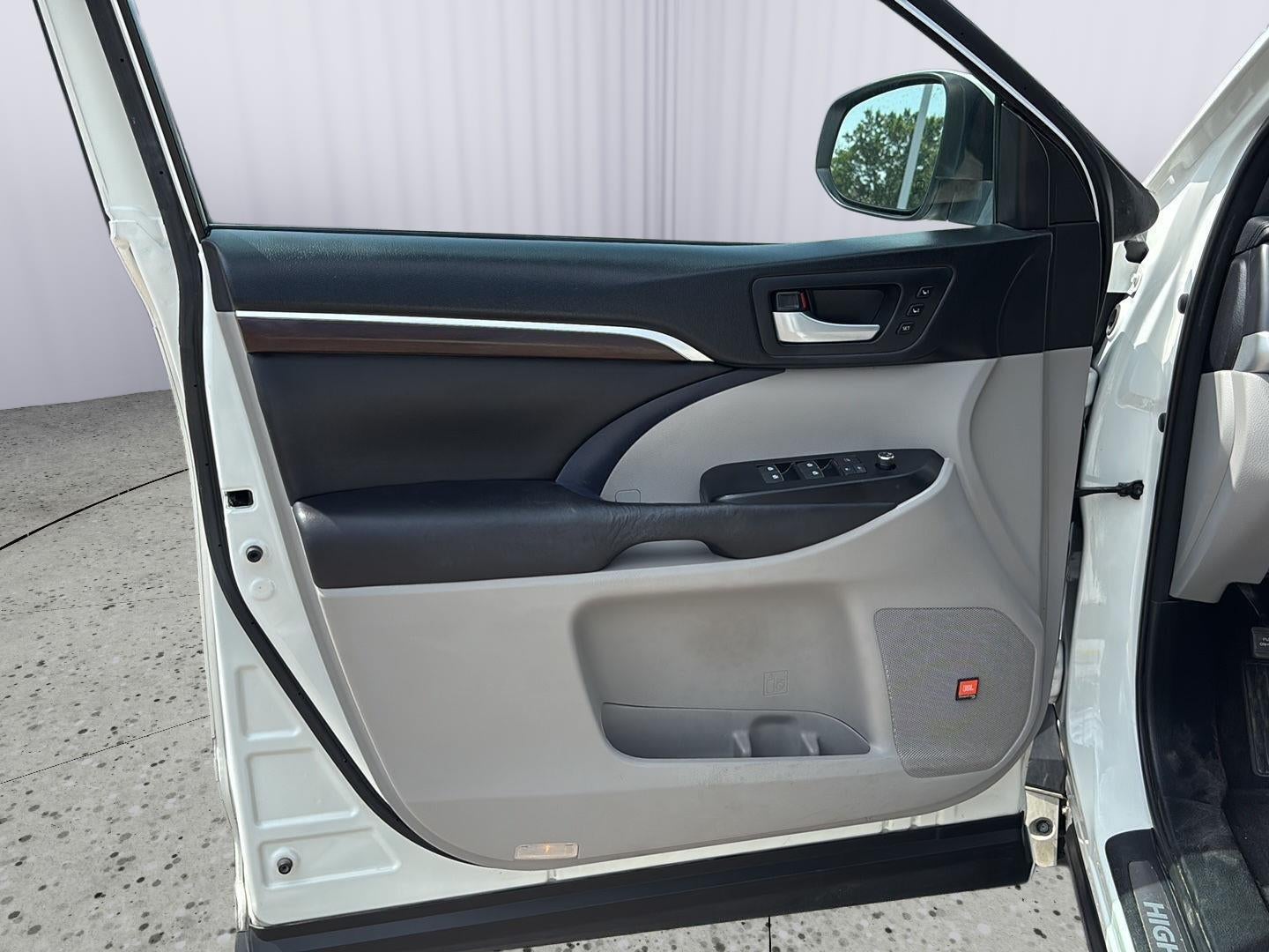 2016 Toyota Highlander Limited