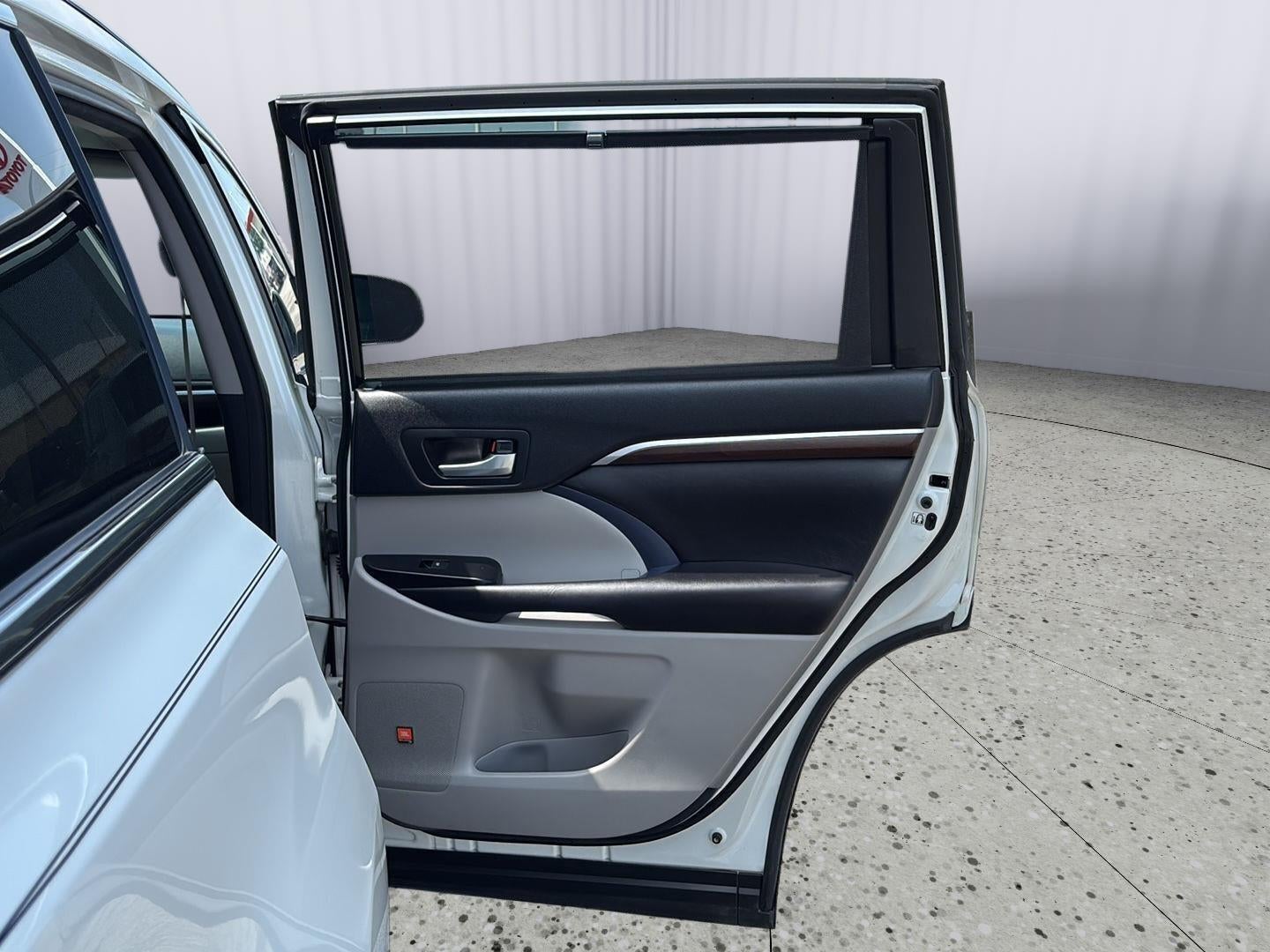 2016 Toyota Highlander Limited