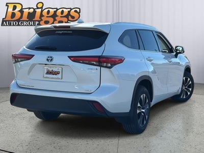 2020 Toyota Highlander Hybrid XLE