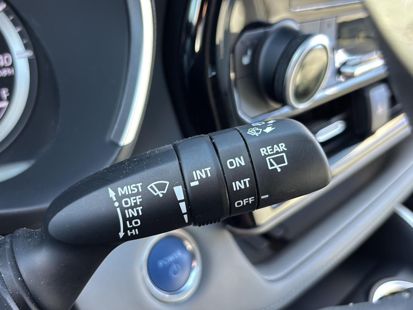 2020 Toyota Highlander Hybrid XLE