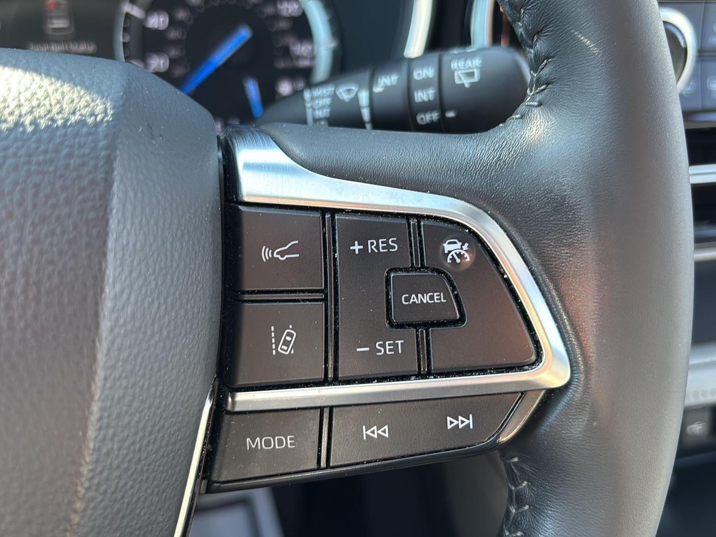 2020 Toyota Highlander Hybrid XLE