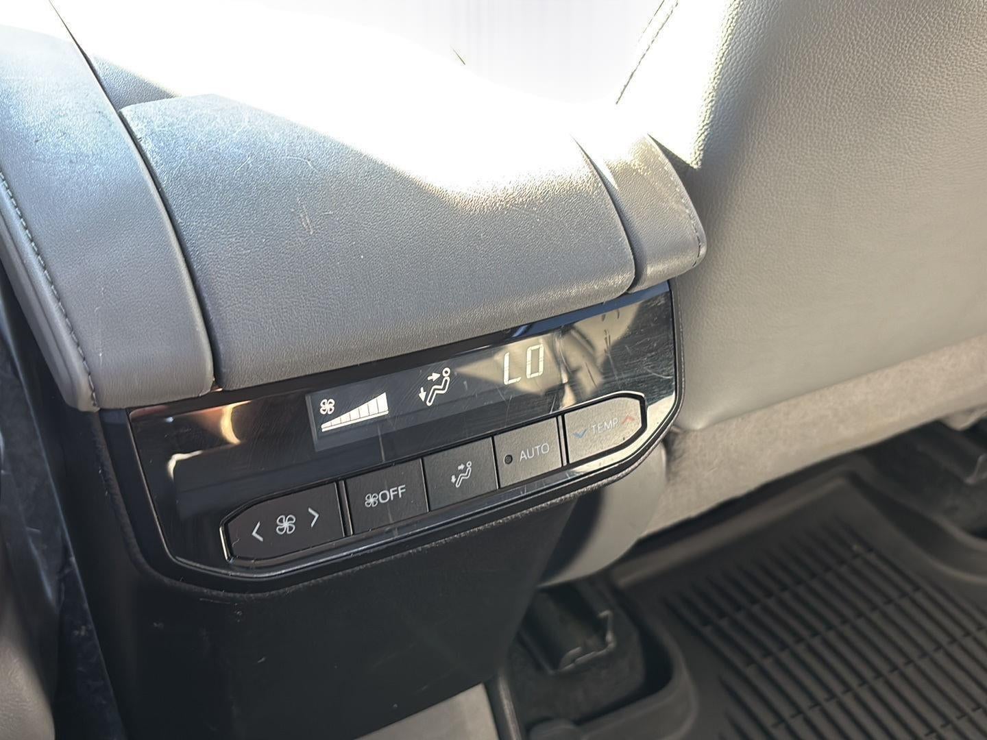 2020 Toyota Highlander Hybrid XLE