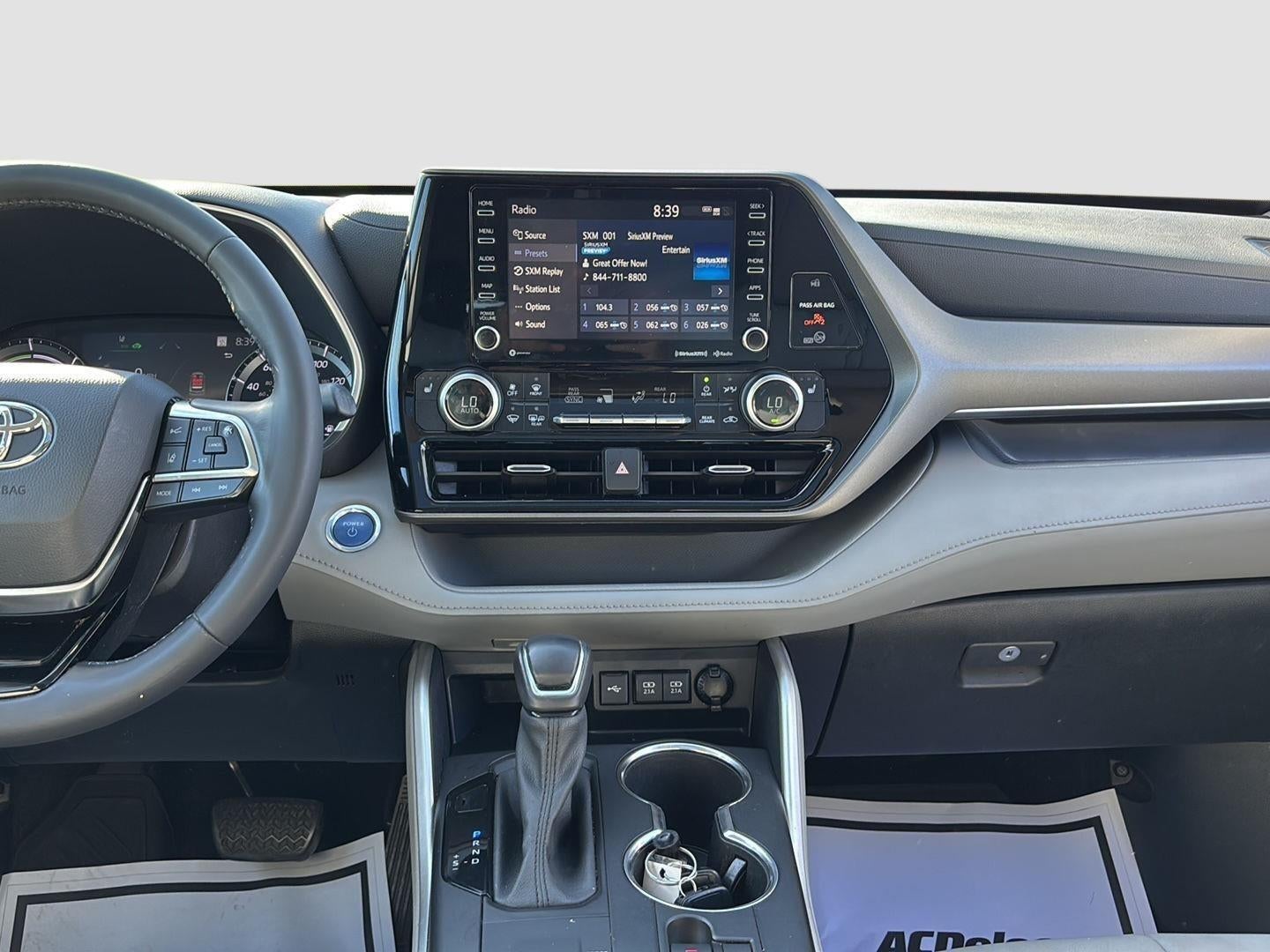 2020 Toyota Highlander Hybrid XLE