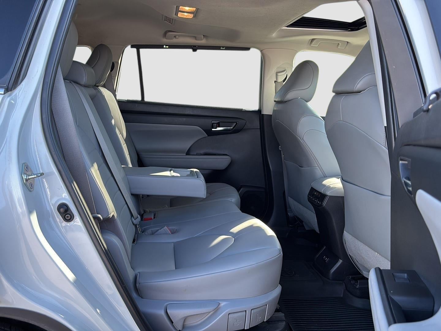 2020 Toyota Highlander Hybrid XLE