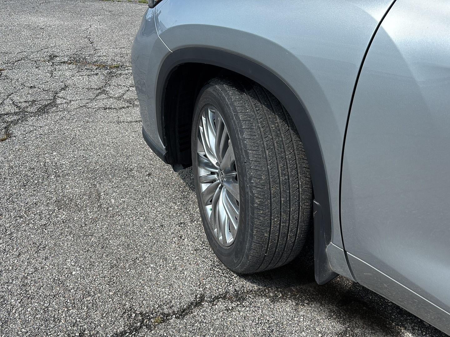 2024 Toyota Highlander Platinum