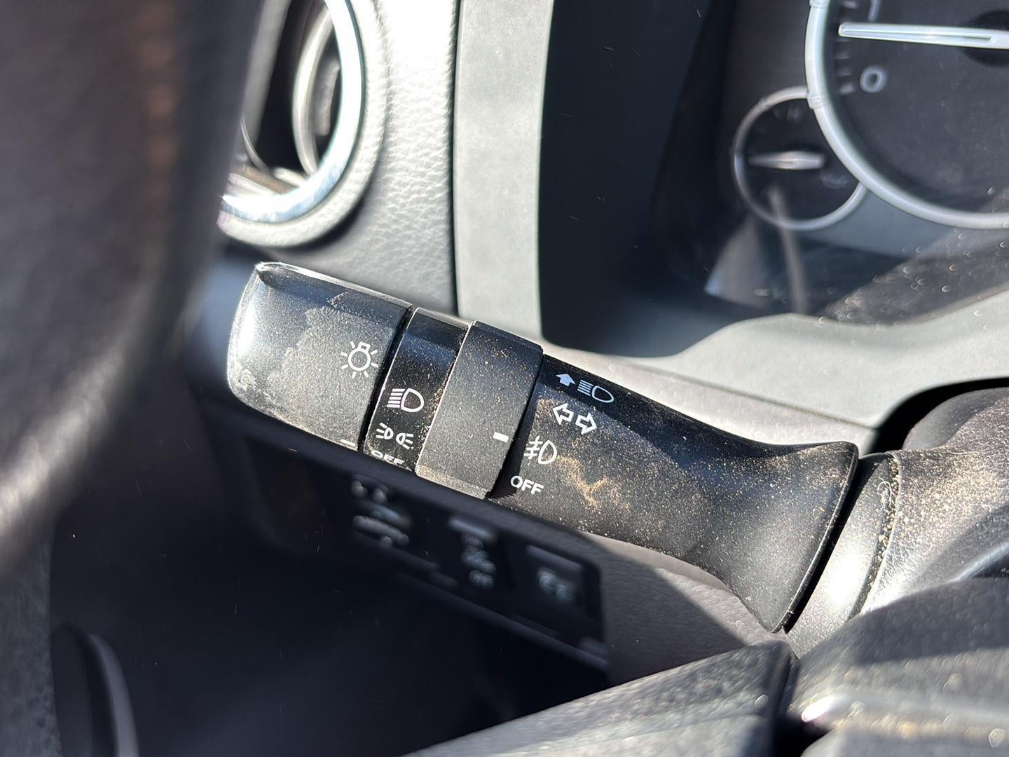 2015 Toyota TUNDRA Base
