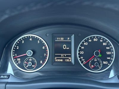 2013 Volkswagen Tiguan S w/Sunroof