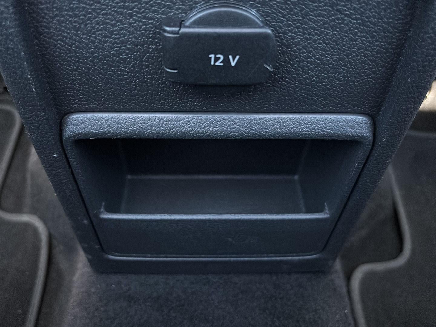 2013 Volkswagen Tiguan S w/Sunroof