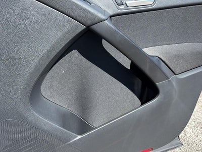 2013 Volkswagen Tiguan S w/Sunroof